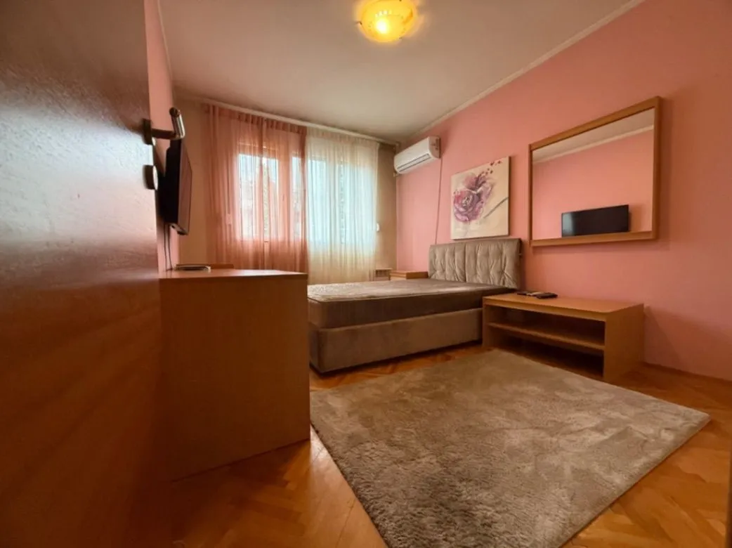 Prodaja, jednosoban stan, 63m², Preko Morače, Podgorica