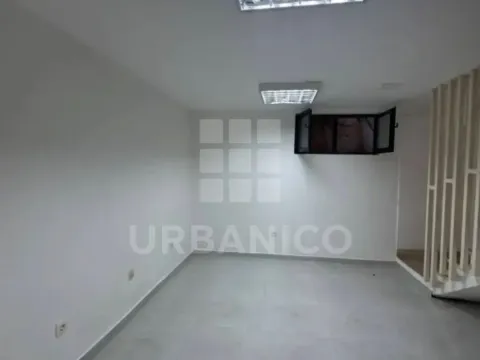 Izdavanje, poslovni prostor, 64m², Baston, Podgorica - image 4