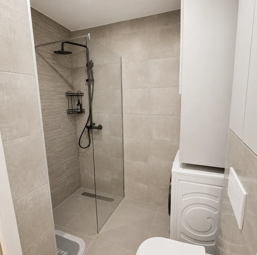 Izdavanje, jednosoban stan, 47m², Stari Aerodrom, Podgorica