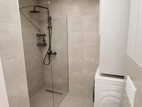 Izdavanje, jednosoban stan, 47m², Stari Aerodrom, Podgorica - image 12