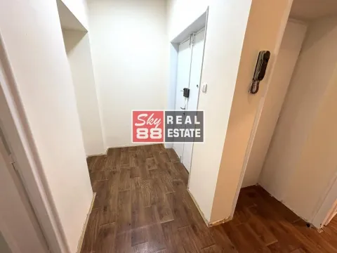 Izdavanje, četvorosoban stan, 110m², Vračar Sve Podlokacije, Beograd - image 3