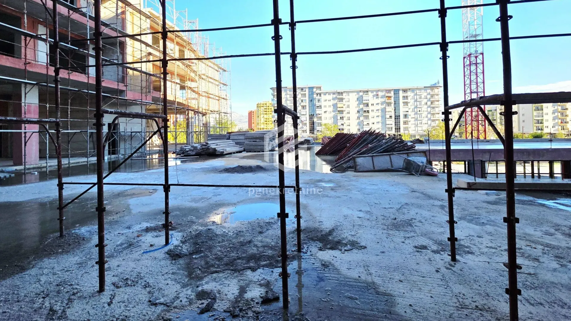 Prodaja, poslovni prostor, 81m², Pobrežje, Podgorica