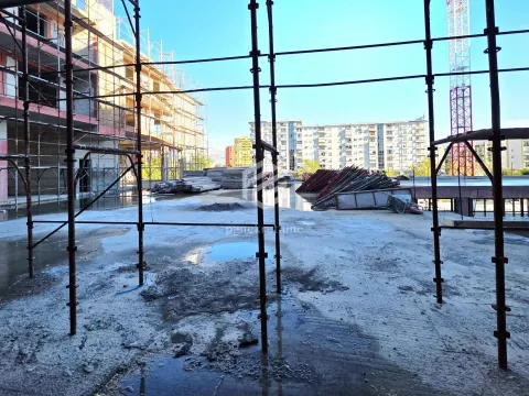 Sale, office space, 81m², Pobrežje, Podgorica - image 5