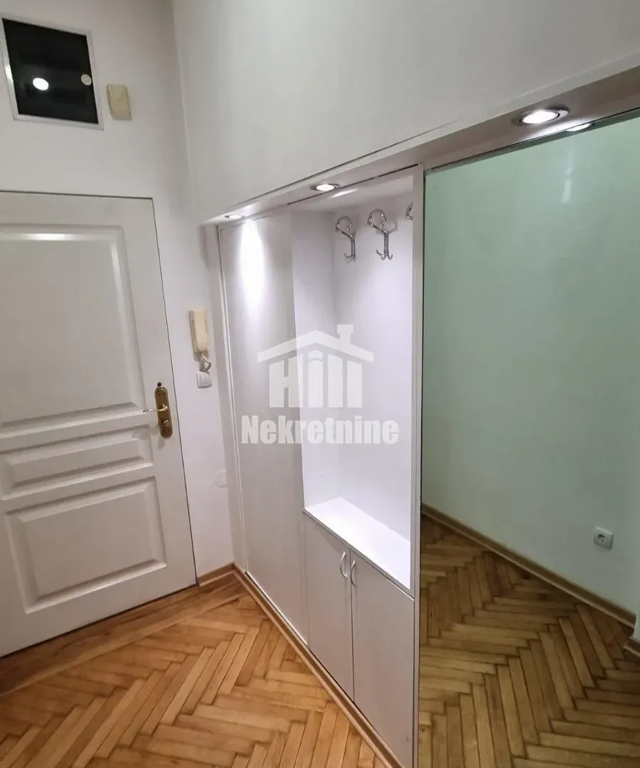 Sale, two bedroom apartment, 55m², Zemun Centar, Zemun Sve Podlokacije