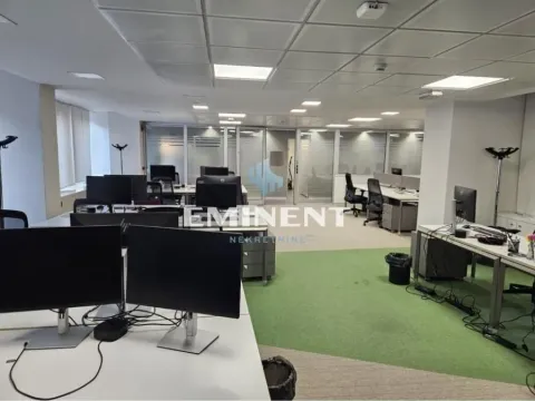 Izdavanje, poslovni prostor, 299m², Stari Grad, Beograd - image 3