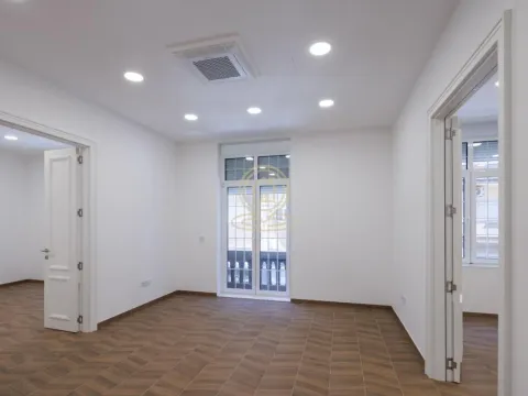 Izdavanje, poslovni prostor, 120m², Stari Grad, Beograd - image 6