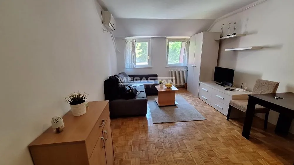 Prodaja, stan, 30m², Banovo Brdo, Beograd