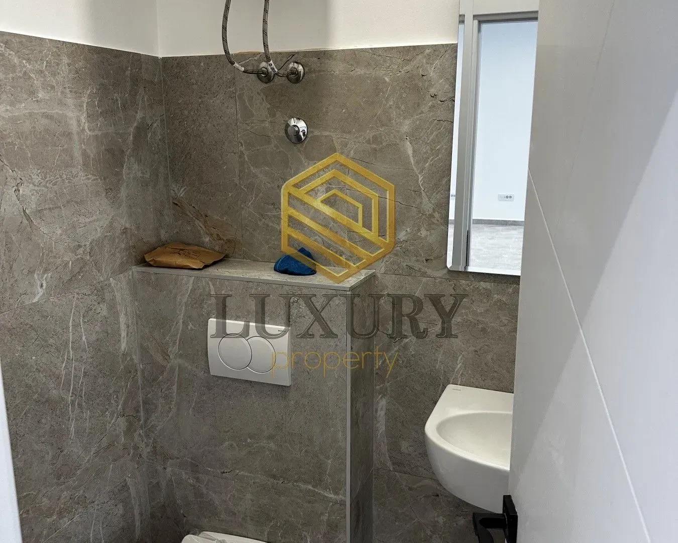 Rent, office space, 117m², Zabjelo, Podgorica