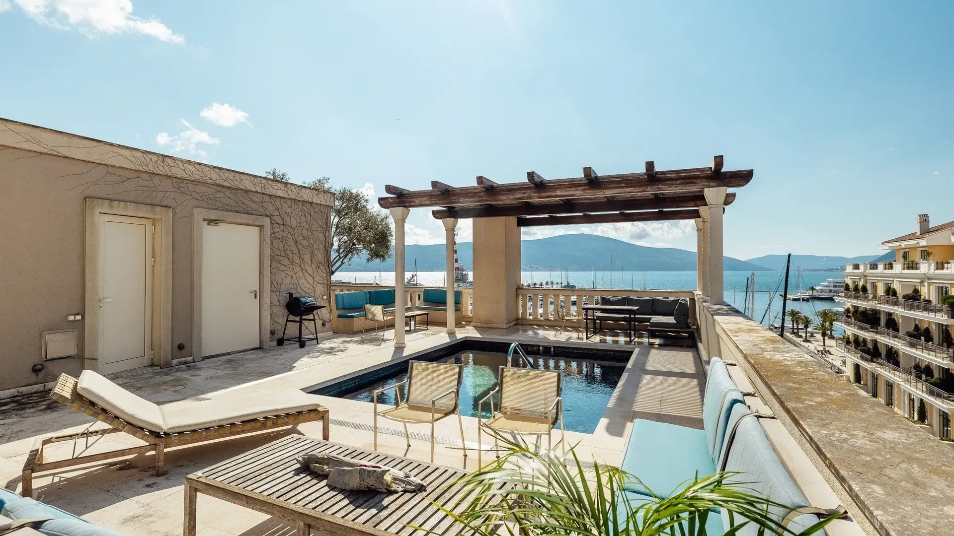 Prodaja, četvorosoban stan, 357m², Porto Montenegro, Tivat