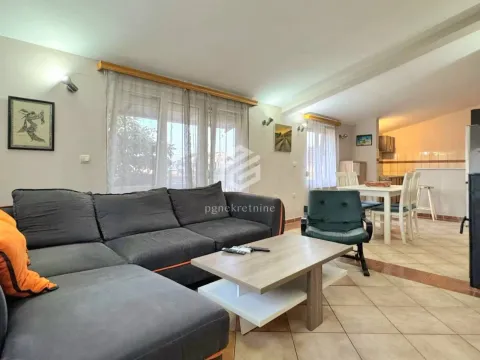 Izdavanje, trosoban stan, 130m², Zabjelo, Podgorica - image 2