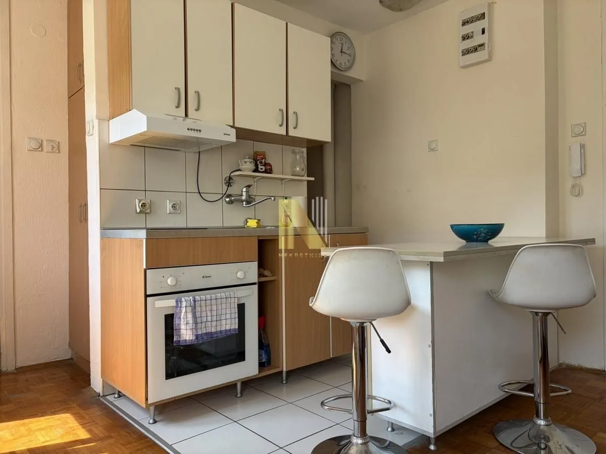 Izdavanje, jednosoban stan, 28m², Liman 4, Novi Sad Sve Podlokacije
