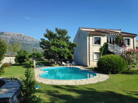 Sale, house, 216m², Bar, Crna Gora - image 20