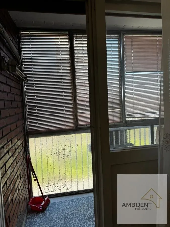 Prodaja, dvosoban stan, 69m², Zemun Sve Podlokacije, Beograd