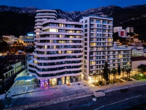 Rent, one bedroom apartment, 55m², Bečići, Budva