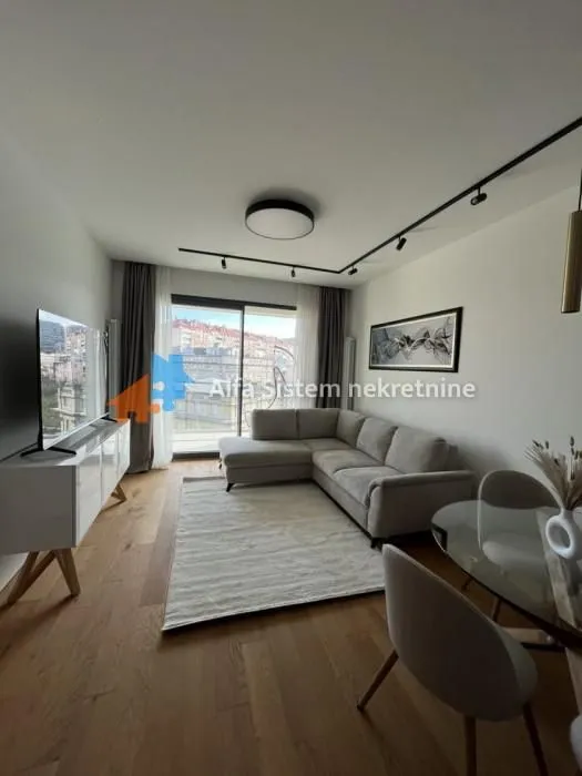 Izdavanje, dvosoban stan, 50m², Stari Grad, Beograd