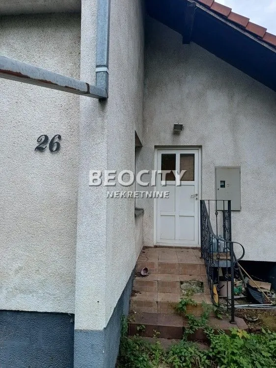 Prodaja, kuća, 70m², Olimp, Zvezdara Sve Podlokacije