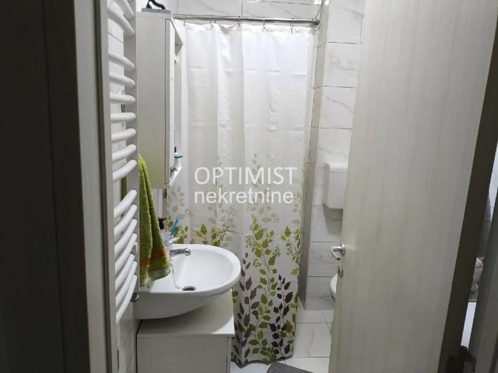 Prodaja, dvosoban stan, 45m², Ledine, Beograd