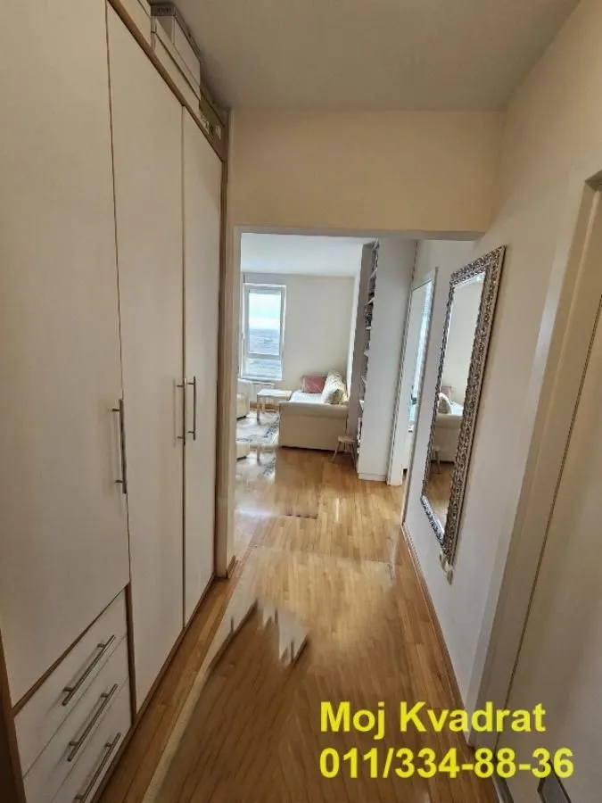 Prodaja, jednosoban stan, 43m², Novi Beograd Blok 72, Novi Beograd Sve Podlokacije