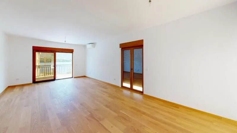 Prodaja, trosoban stan, 184m², Bogišići, Tivat
