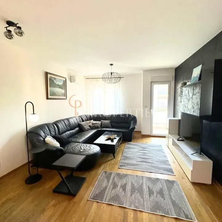 Izdavanje, stan, 64m², City Kvart, Podgorica