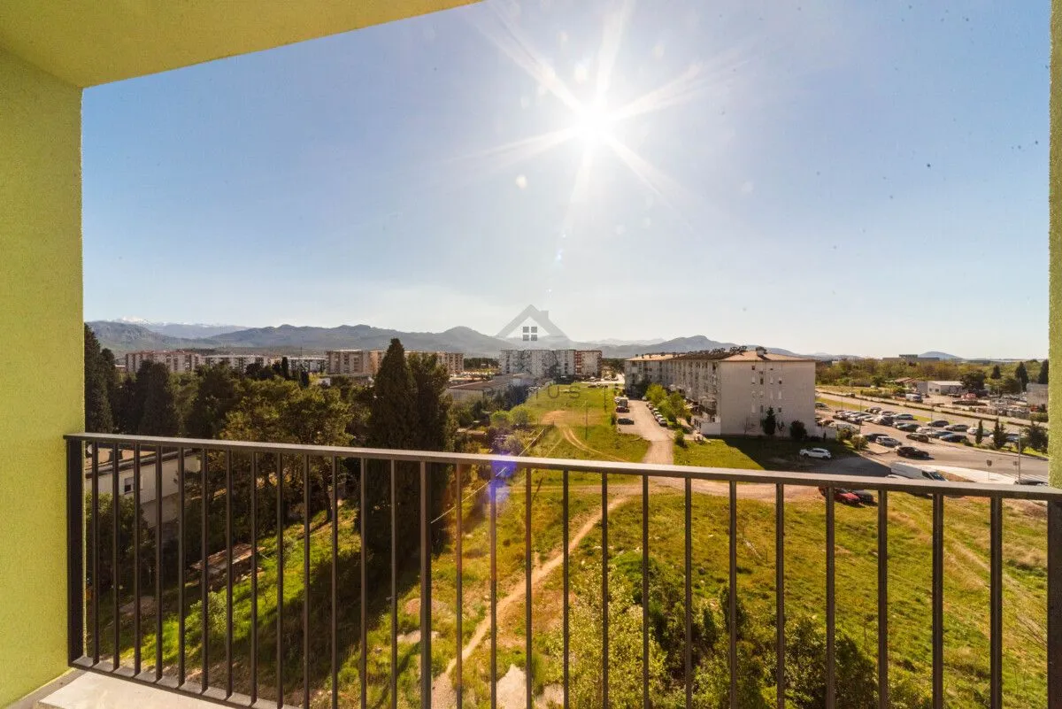 Rent, one bedroom apartment, 44m², Pobrežje, Podgorica