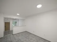 Prodaja, dvosoban stan, 62m², Stari Aerodrom, Podgorica - image 1