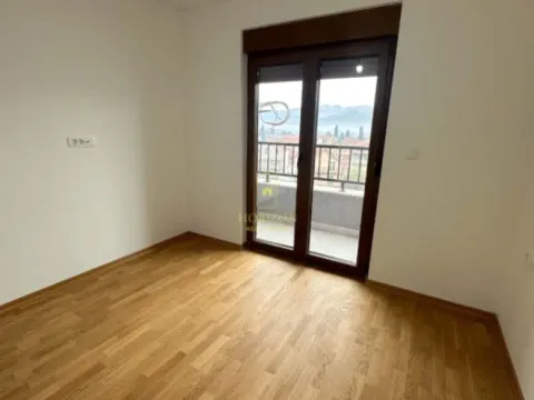 Prodaja, dvosoban stan, 56m², Stari Aerodrom, Podgorica - image 7