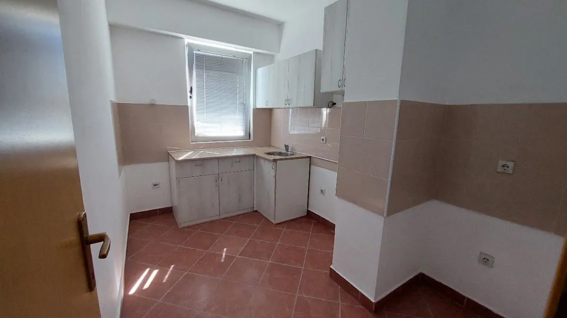 Izdavanje, dvosoban stan, 55m², Vidikovački venac, Rakovica