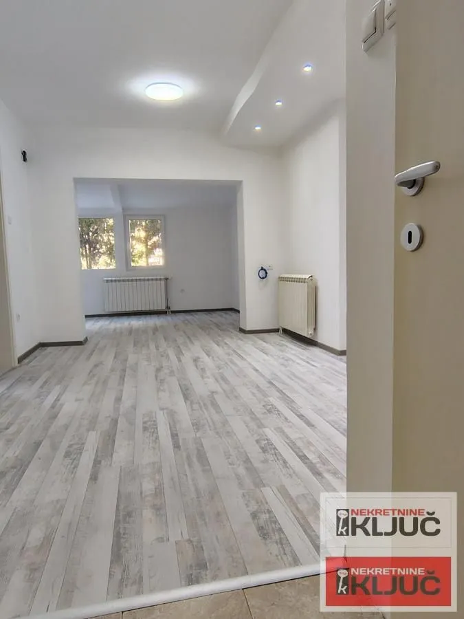 Prodaja, dvosoban stan, 50m², Telep, Novi Sad Sve Podlokacije