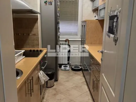 Rent, three bedroom apartment, 73m², Voždovac Sve Podlokacije, Beograd - image 13