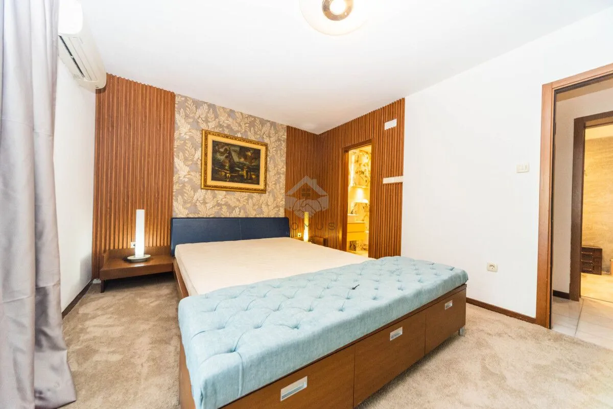 Rent, three bedroom apartment, 200m², Gorica C, Podgorica