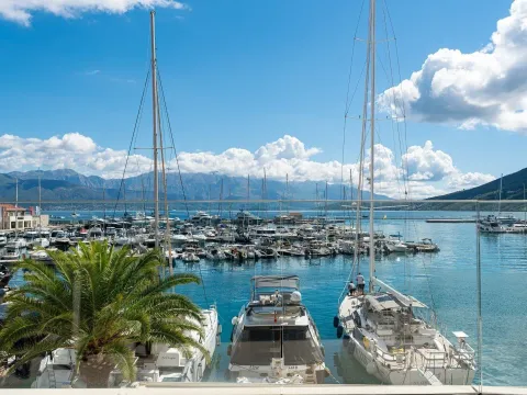 Sale, two bedroom apartment, 160m², Portonovi, Herceg Novi