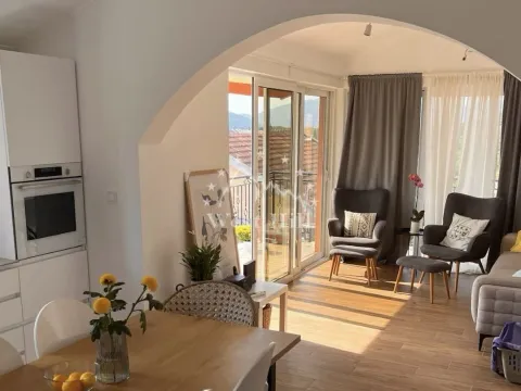 Prodaja, trosoban stan, 117m², Đenovići, Herceg Novi - image 3