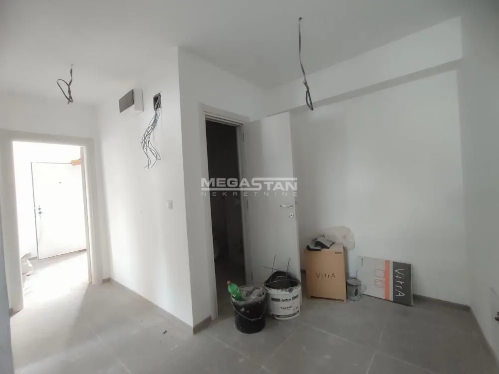 Prodaja, jednosoban stan, 37m², Kneževac, Beograd