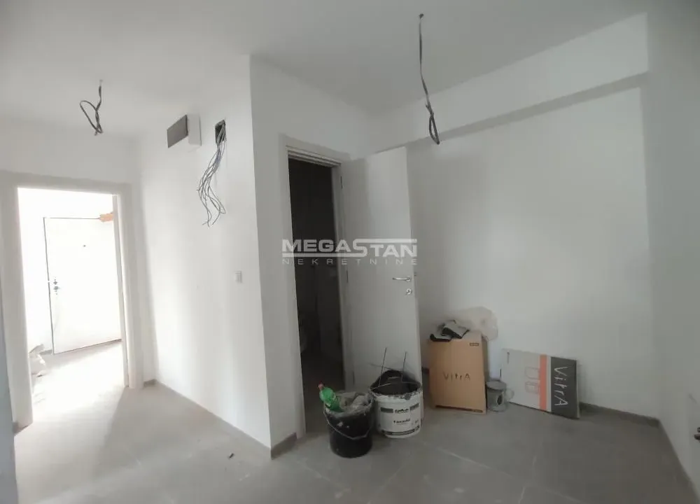 Prodaja, jednosoban stan, 37m², Kneževac, Beograd