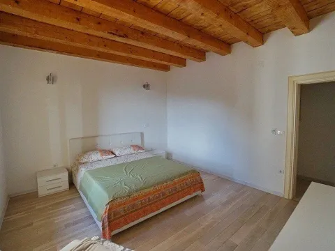 Prodaja, kuća, 400m², Šušanj, Bar - image 16