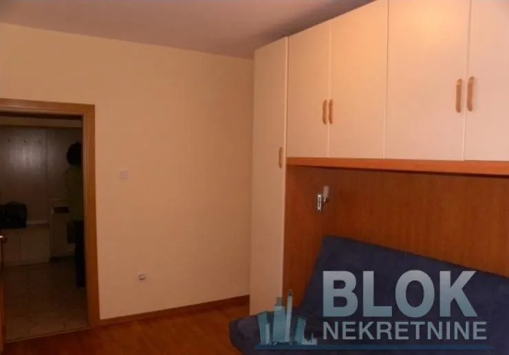 Rent, two bedroom apartment, 75m², Blok 6, Podgorica