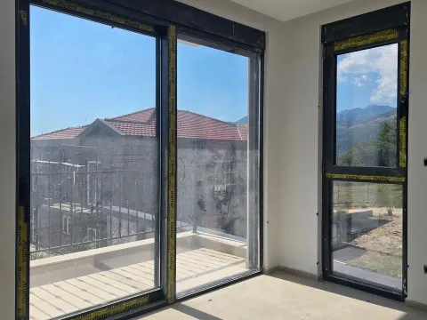 Prodaja, dvosoban stan, 61m², Tivat, Crna Gora - image 8