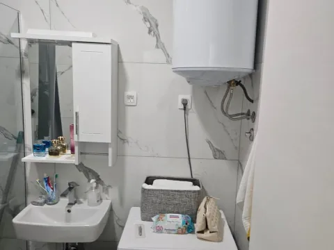 Rent, two bedroom apartment, 65m², Stari Aerodrom, Podgorica - image 2