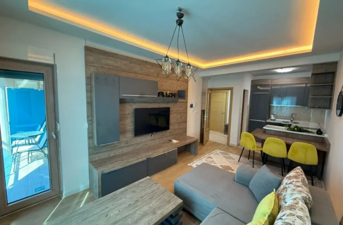 Izdavanje, jednosoban stan, 50m², Budva, Crna Gora