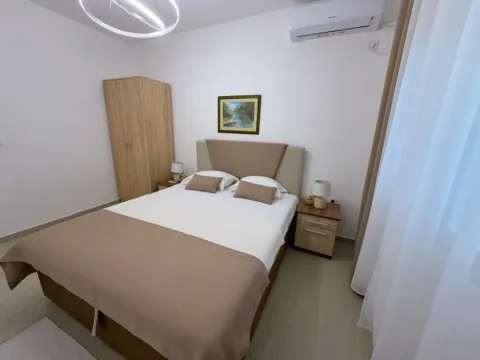 Izdavanje, dvosoban stan, 70m², Bečići, Budva - image 5