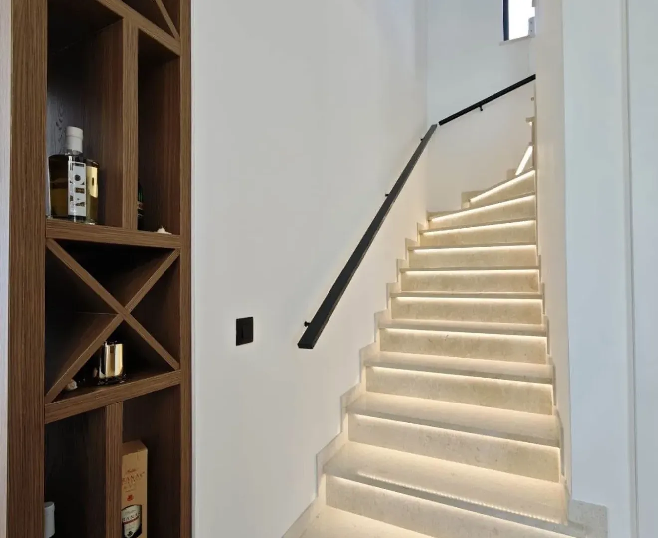 Rent, house, 190m², Krimovica, Kotor