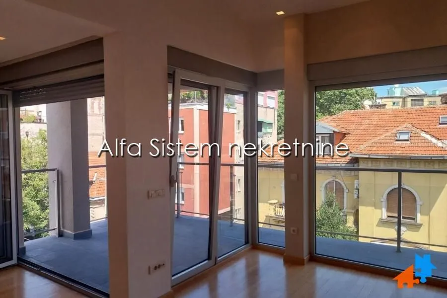 Rent, four bedroom apartment, 170m², Kalenić Pijaca, Vračar Sve Podlokacije