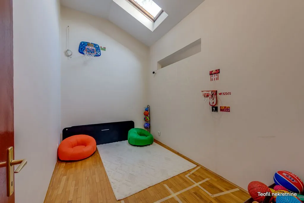 Sale, apartment, 138m², Zemun Centar, Zemun Sve Podlokacije