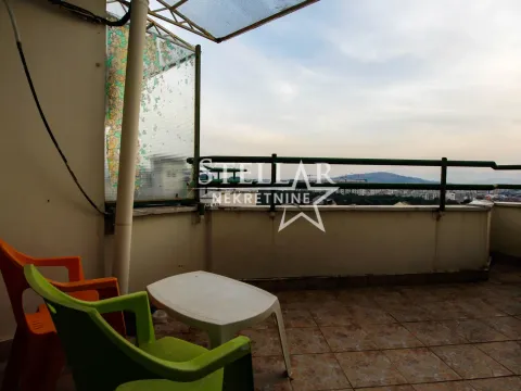 Izdavanje, jednosoban stan, 40m², Blok 6, Podgorica - image 9