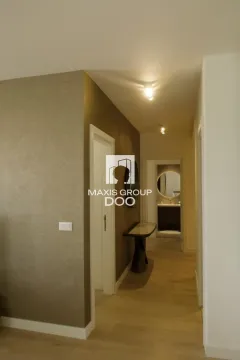 Rent, three bedroom apartment, 87m², Savski Venac, Beograd - image 12