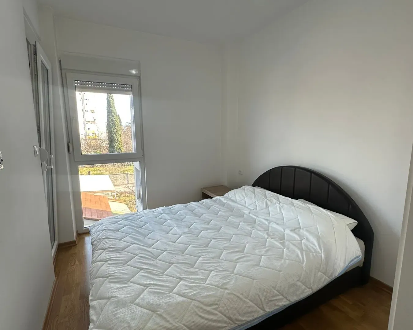 Izdavanje, jednosoban stan, 42m², Zabjelo, Podgorica