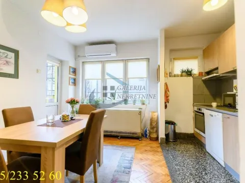 Sale, two bedroom apartment, 61m², Slavujev Venac, Zvezdara Sve Podlokacije