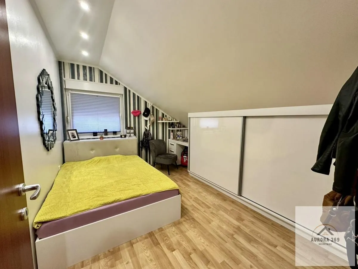 Prodaja, trosoban stan, 78m², Centar, Novi Sad