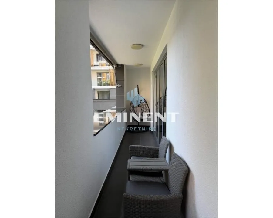 Rent, four bedroom apartment, 117m², Novi Beograd Blok 65, Novi Beograd Sve Podlokacije